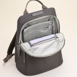 Pisara スリムリュック 15291【SALE 30%OFF】