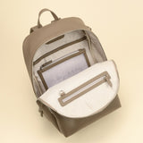 Poet アップルレザーリュック 11736【 MORE SALE 50%OFF 】