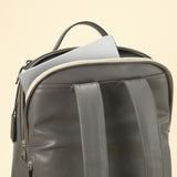 Poet ラウンドリュック 11723