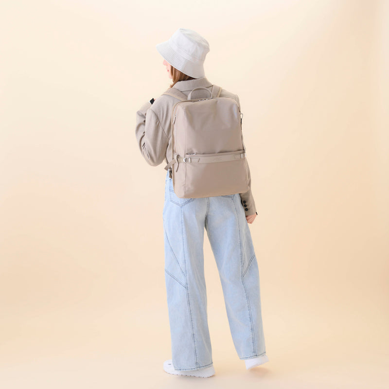 Lycka スクエアリュック 11713-12 ベージュ 【SALE 30%OFF 】