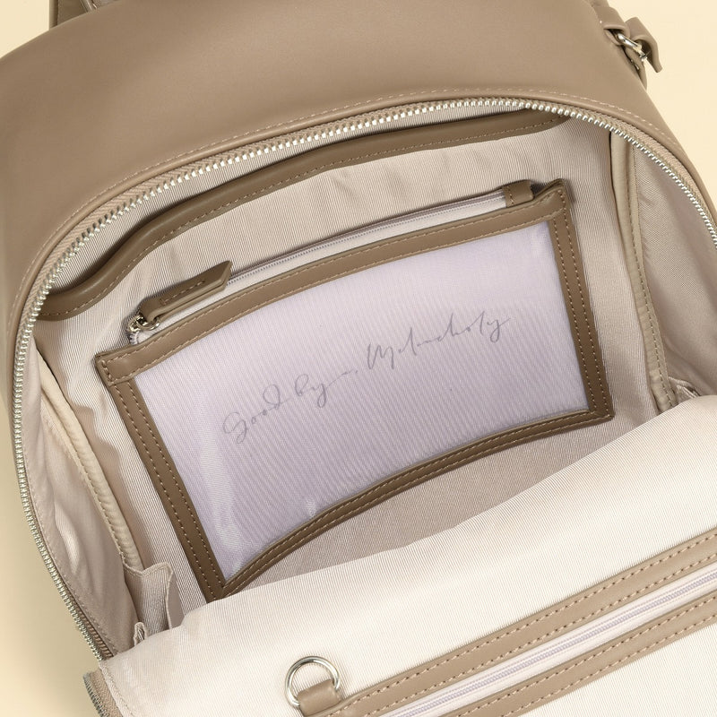 Poet アップルレザーリュック 11736【 MORE SALE 50%OFF 】