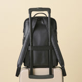 Poet アップルレザーリュック 11737【 MORE SALE 50%OFF 】