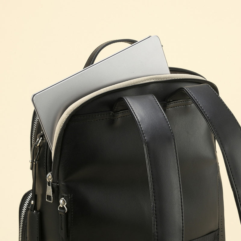 Poet アップルレザーリュック 11737【 MORE SALE 50%OFF 】