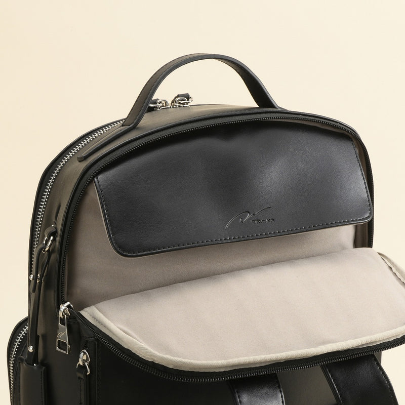 Poet アップルレザーリュック 11737【 MORE SALE 50%OFF 】